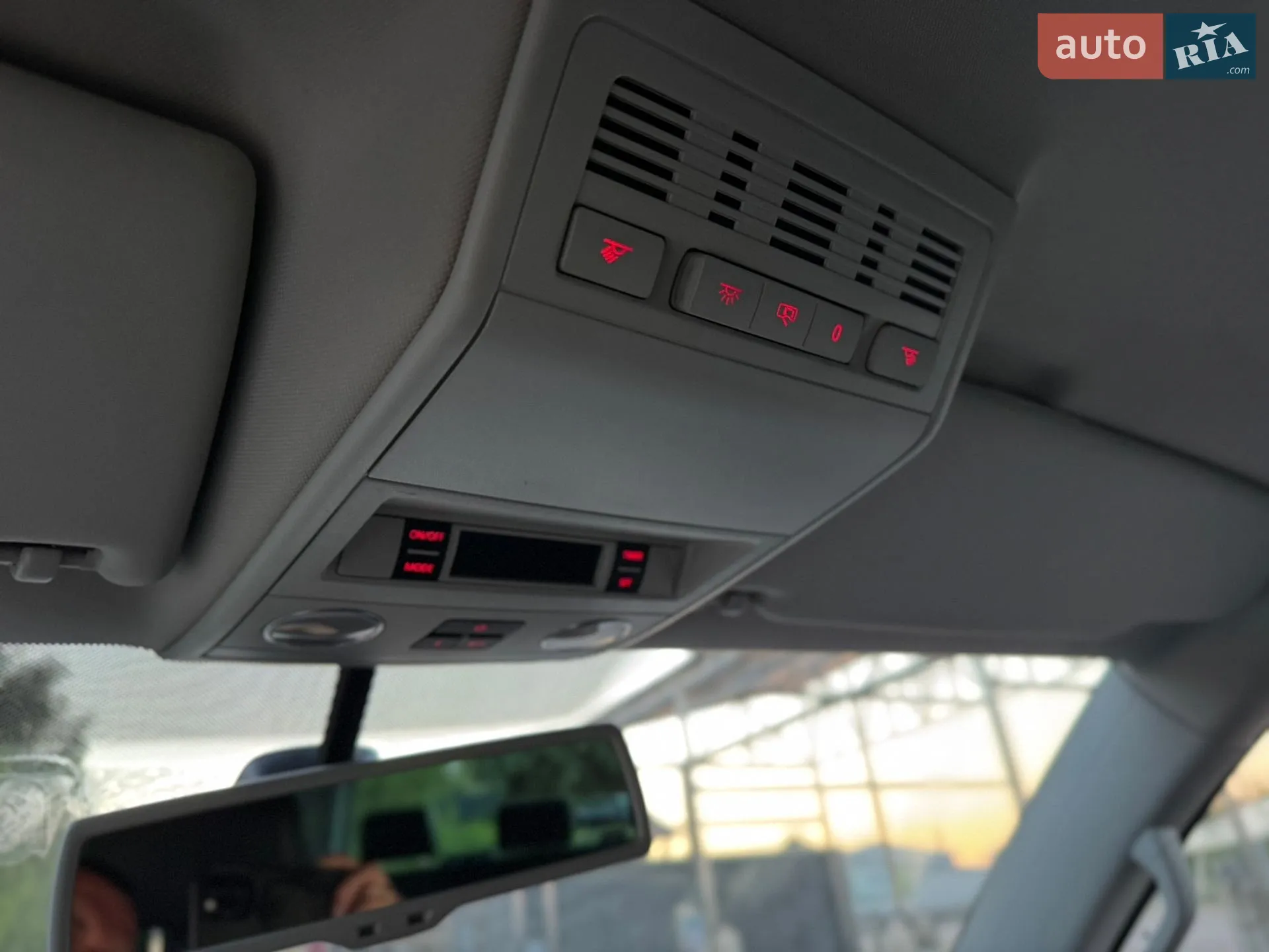 2011 Volkswagen Multivan - мініатюра 42