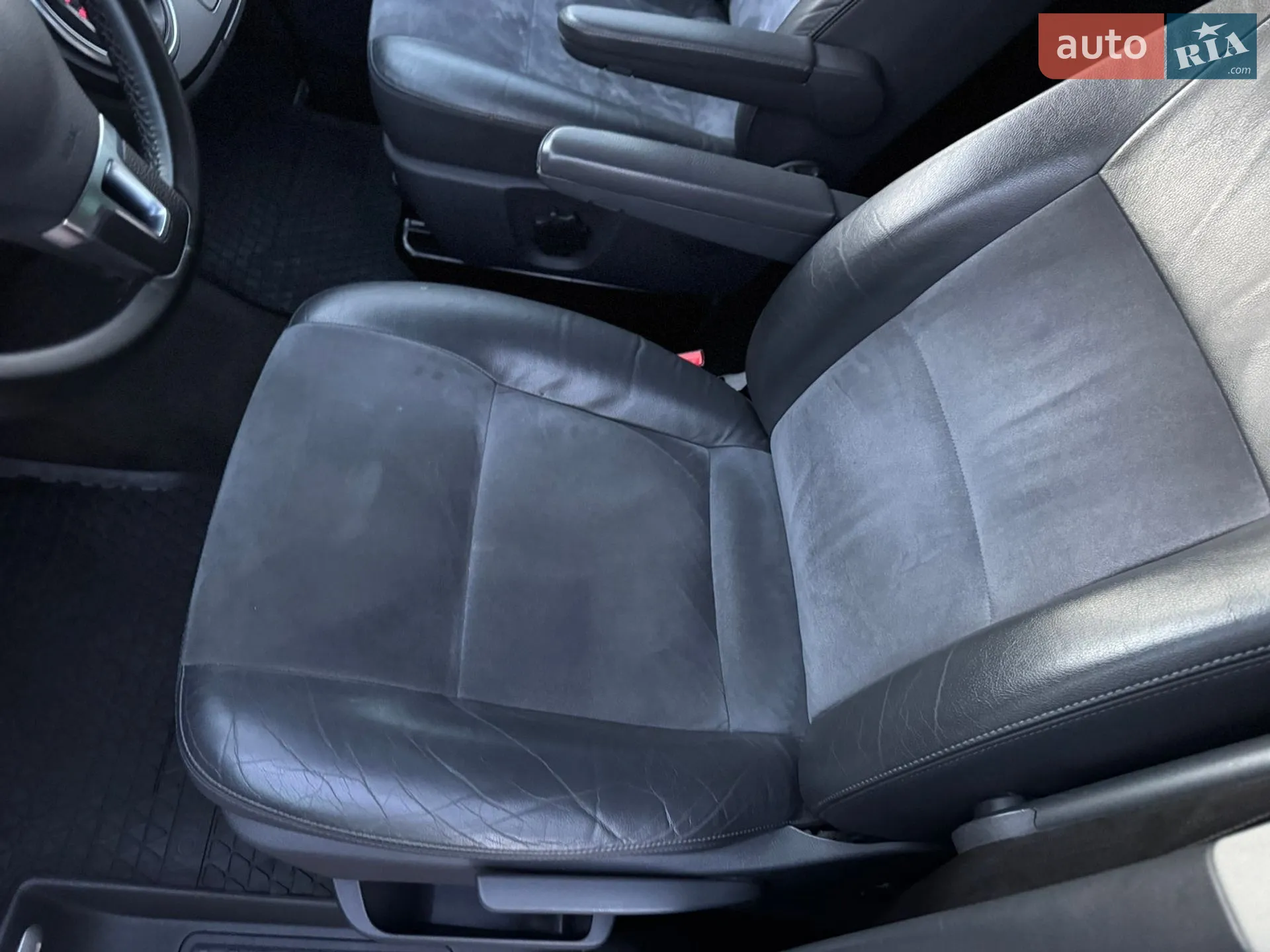 2011 Volkswagen Multivan - мініатюра 44