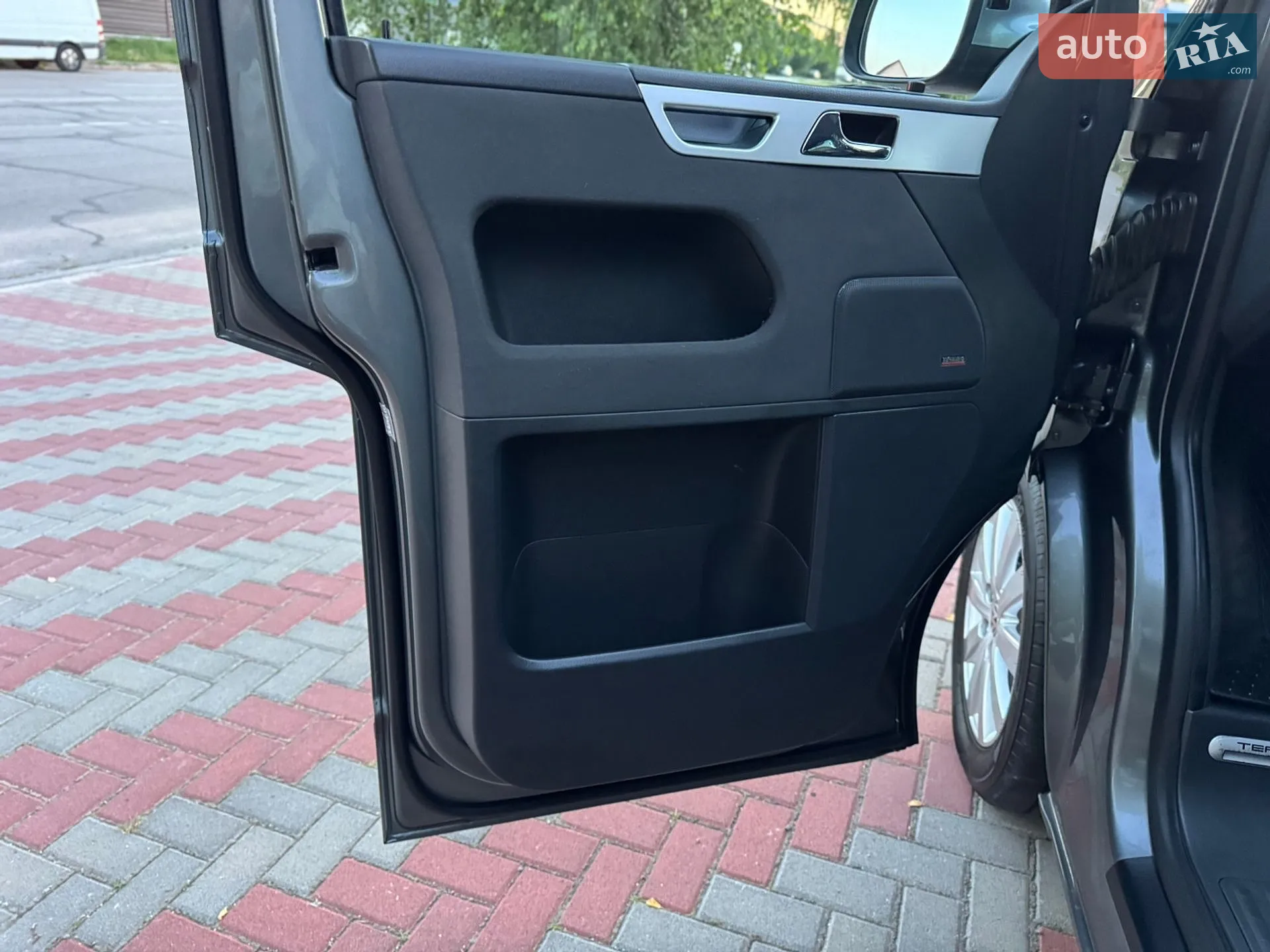 2011 Volkswagen Multivan - мініатюра 46
