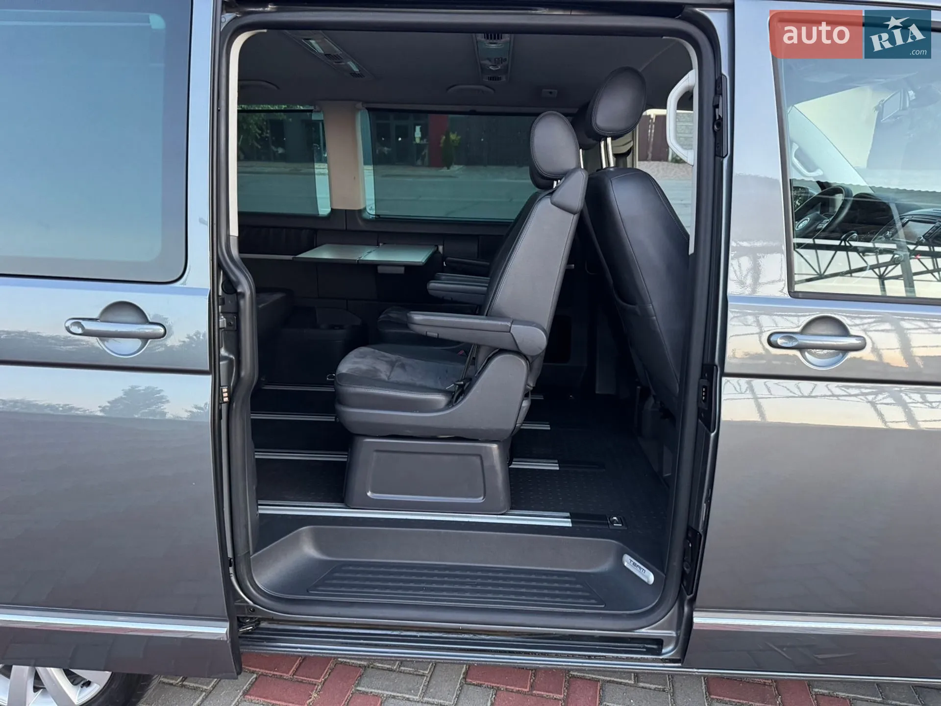 2011 Volkswagen Multivan - мініатюра 52