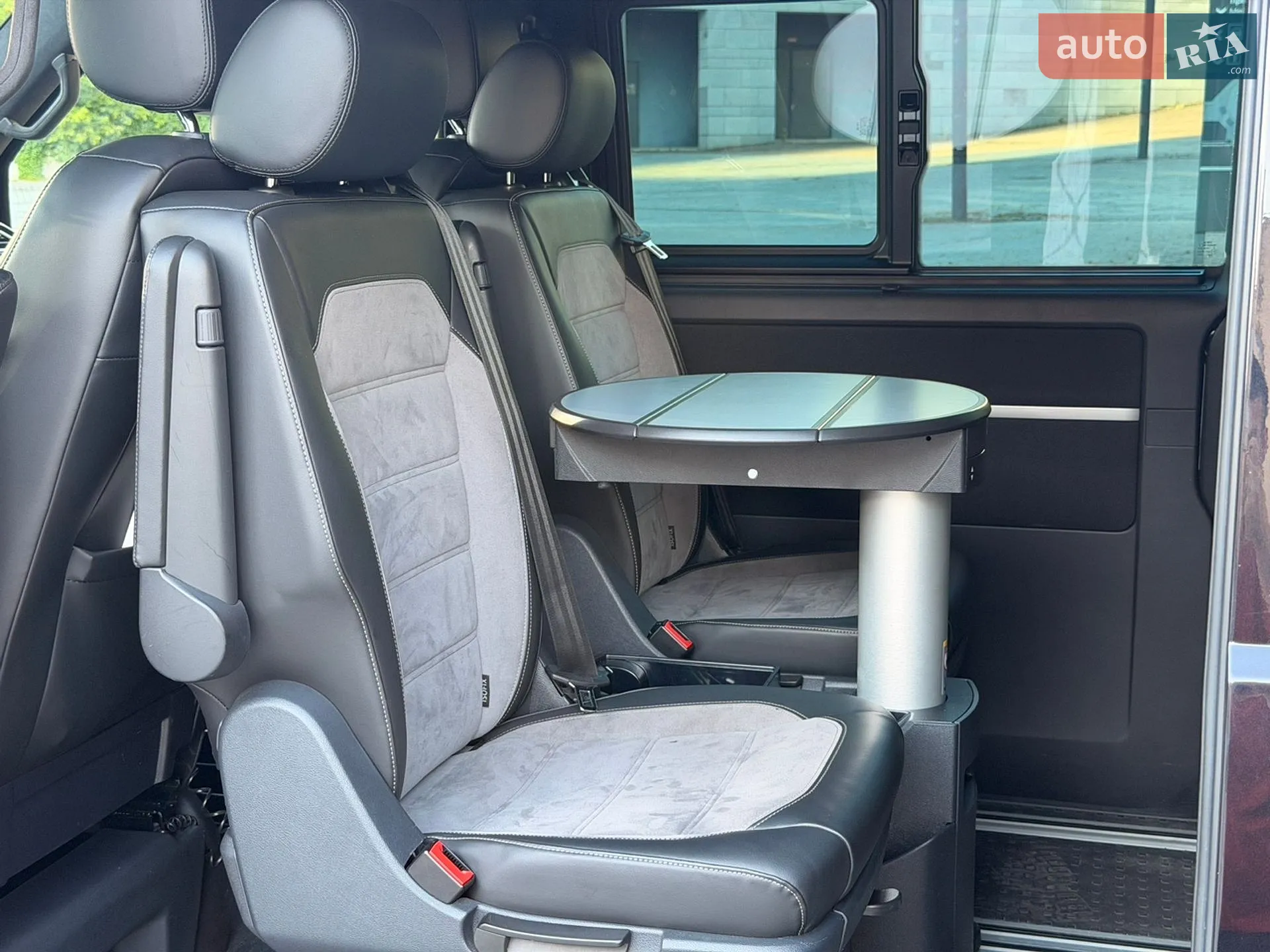 2020 Volkswagen Multivan - мініатюра 21