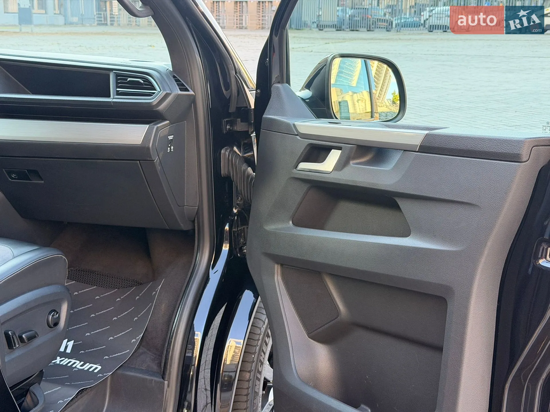 2020 Volkswagen Multivan - мініатюра 26
