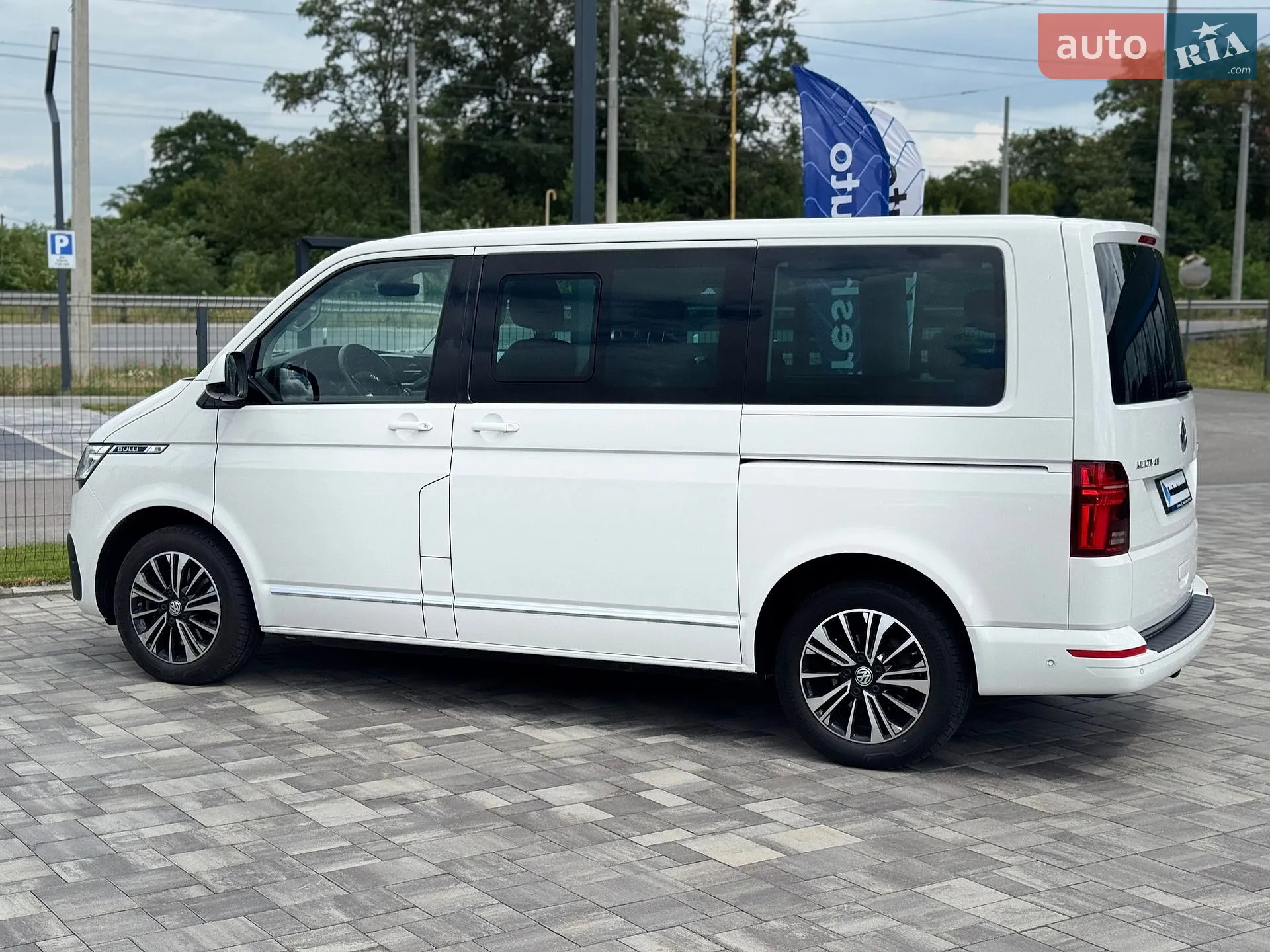 2020 Volkswagen Multivan - мініатюра 9