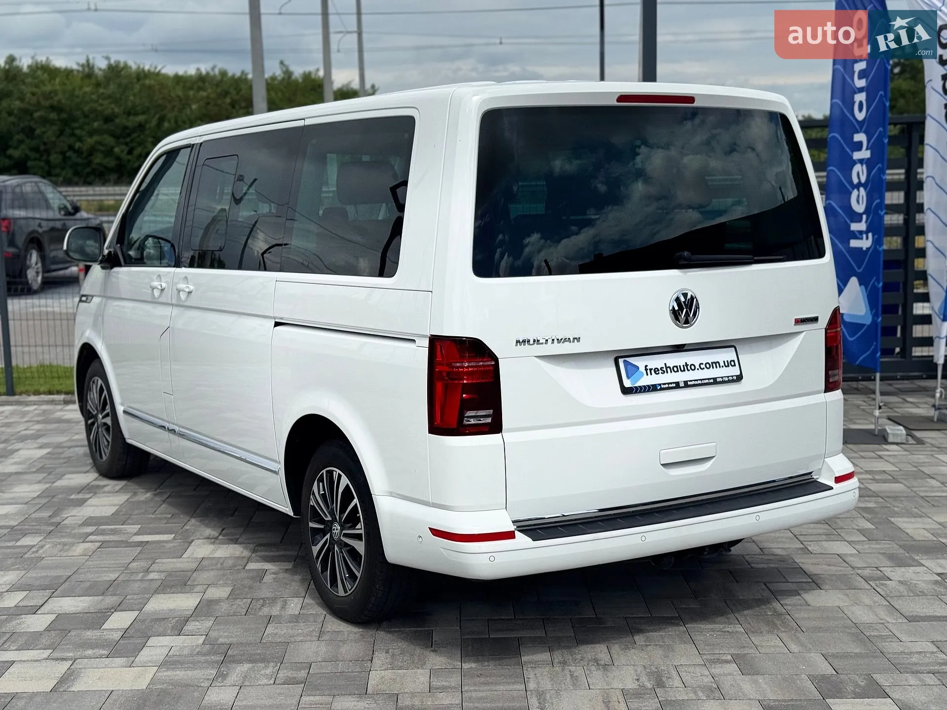 2020 Volkswagen Multivan - мініатюра 10