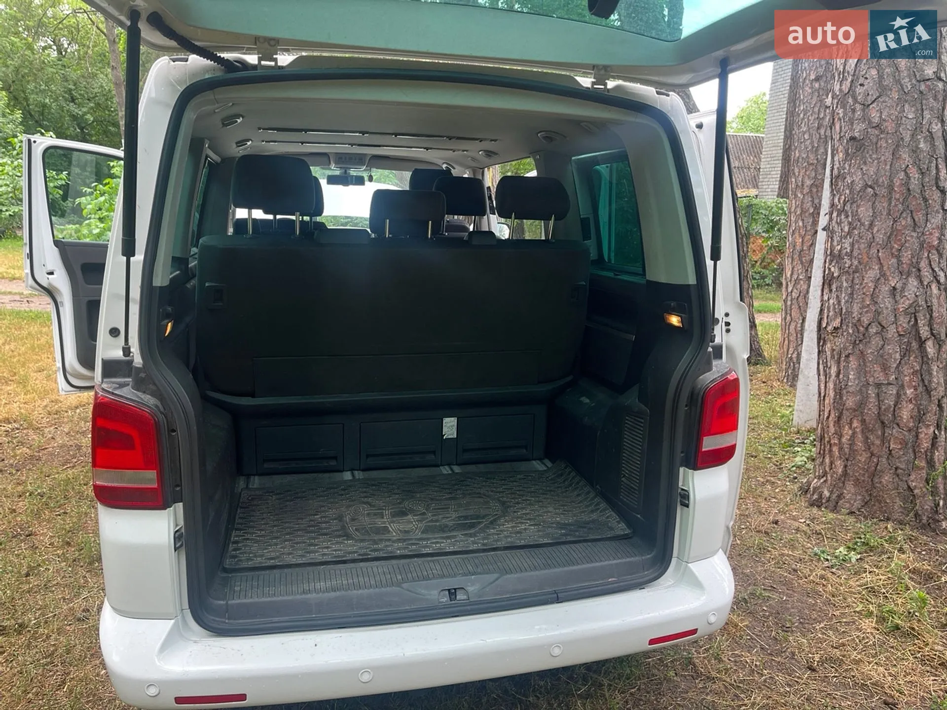 2010 Volkswagen Multivan - мініатюра 12