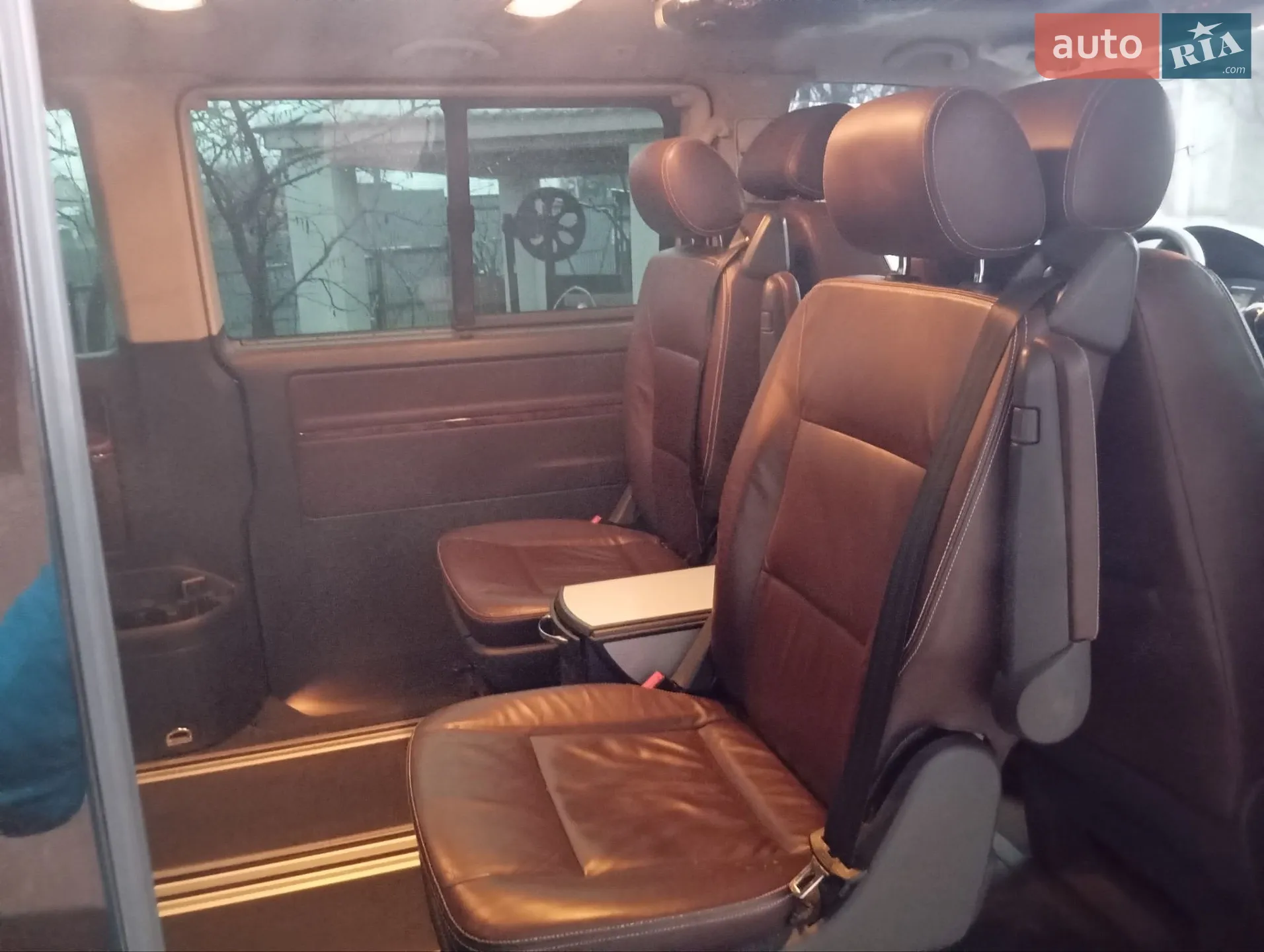 2010 Volkswagen Multivan - мініатюра 15