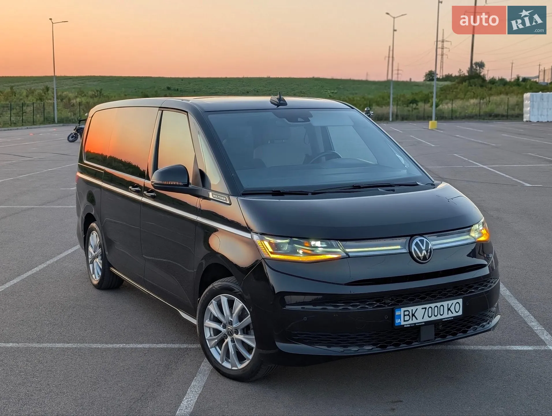 2024 Volkswagen Multivan - фото 1