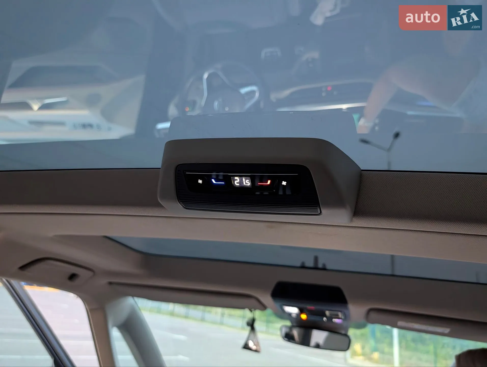 2024 Volkswagen Multivan - мініатюра 16