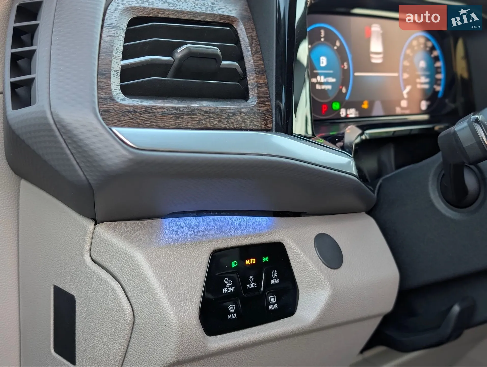 2024 Volkswagen Multivan - мініатюра 51