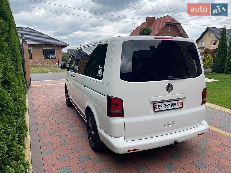 Минивэн Volkswagen Multivan 2012 в Луцке