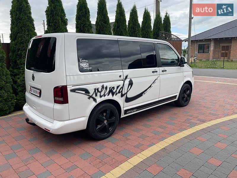 Минивэн Volkswagen Multivan 2012 в Луцке