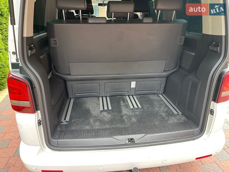 Минивэн Volkswagen Multivan 2012 в Луцке