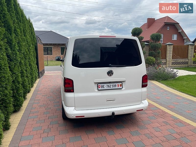 Минивэн Volkswagen Multivan 2012 в Луцке