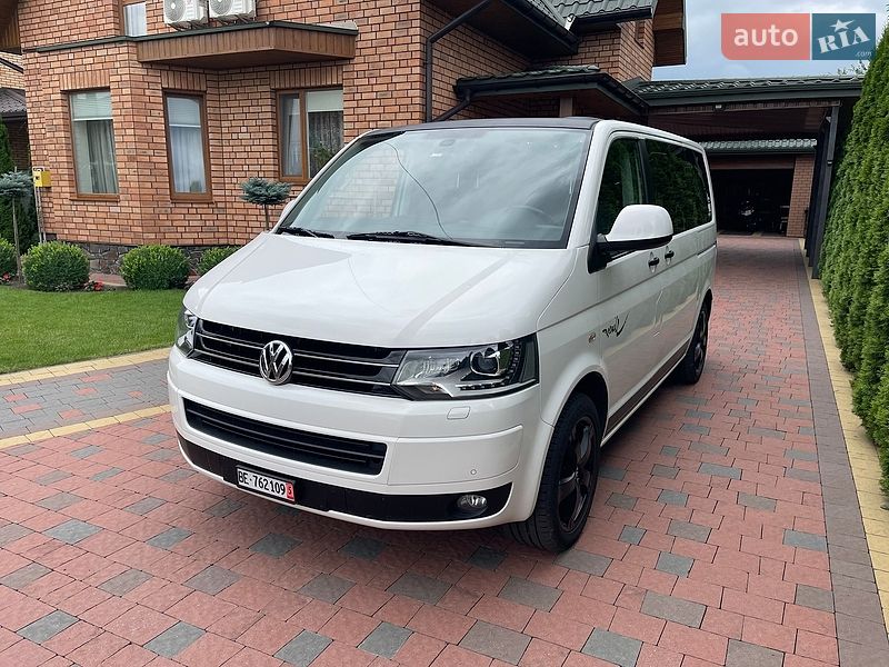 Минивэн Volkswagen Multivan 2012 в Луцке