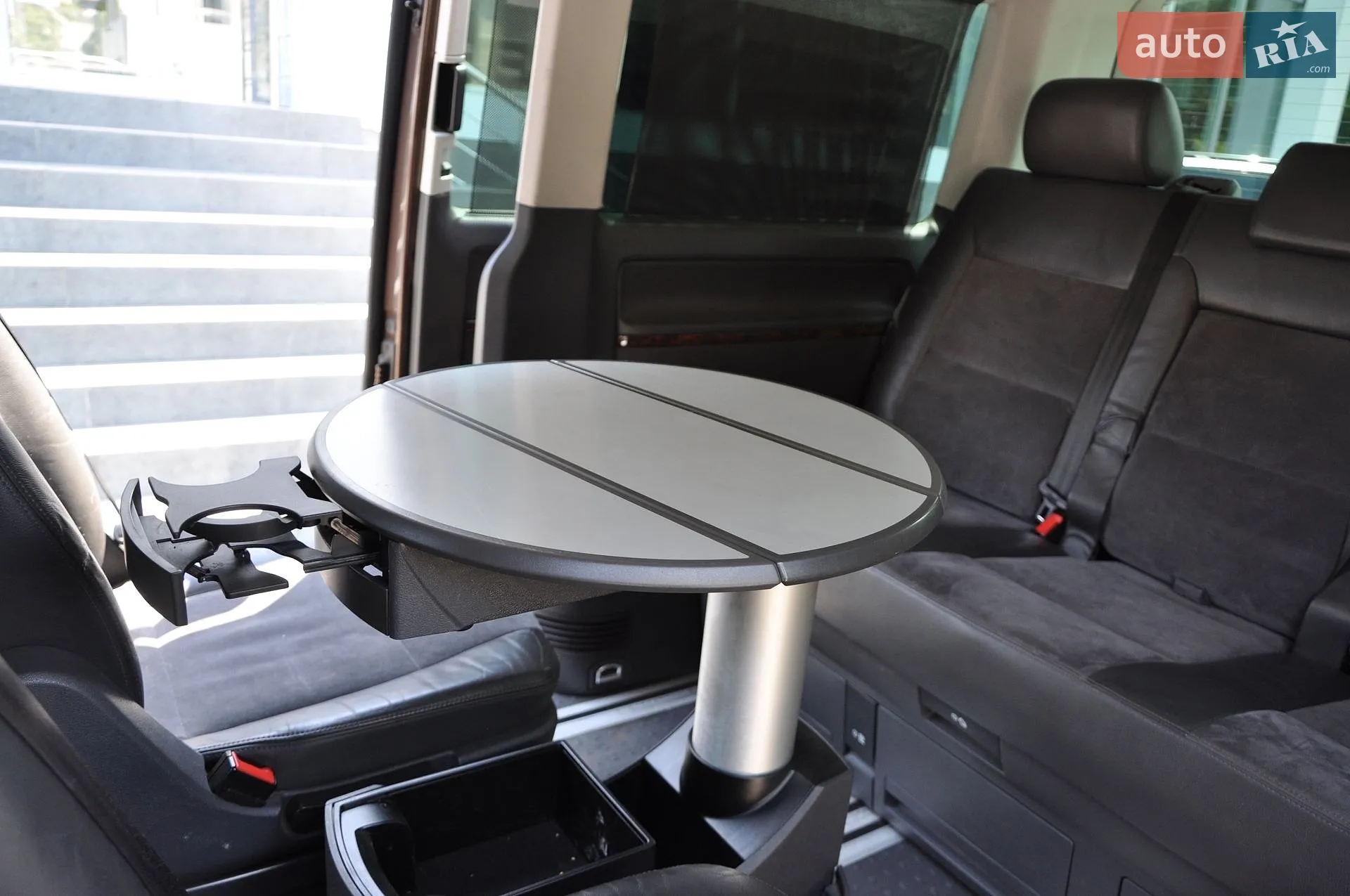 2011 Volkswagen Multivan - мініатюра 16