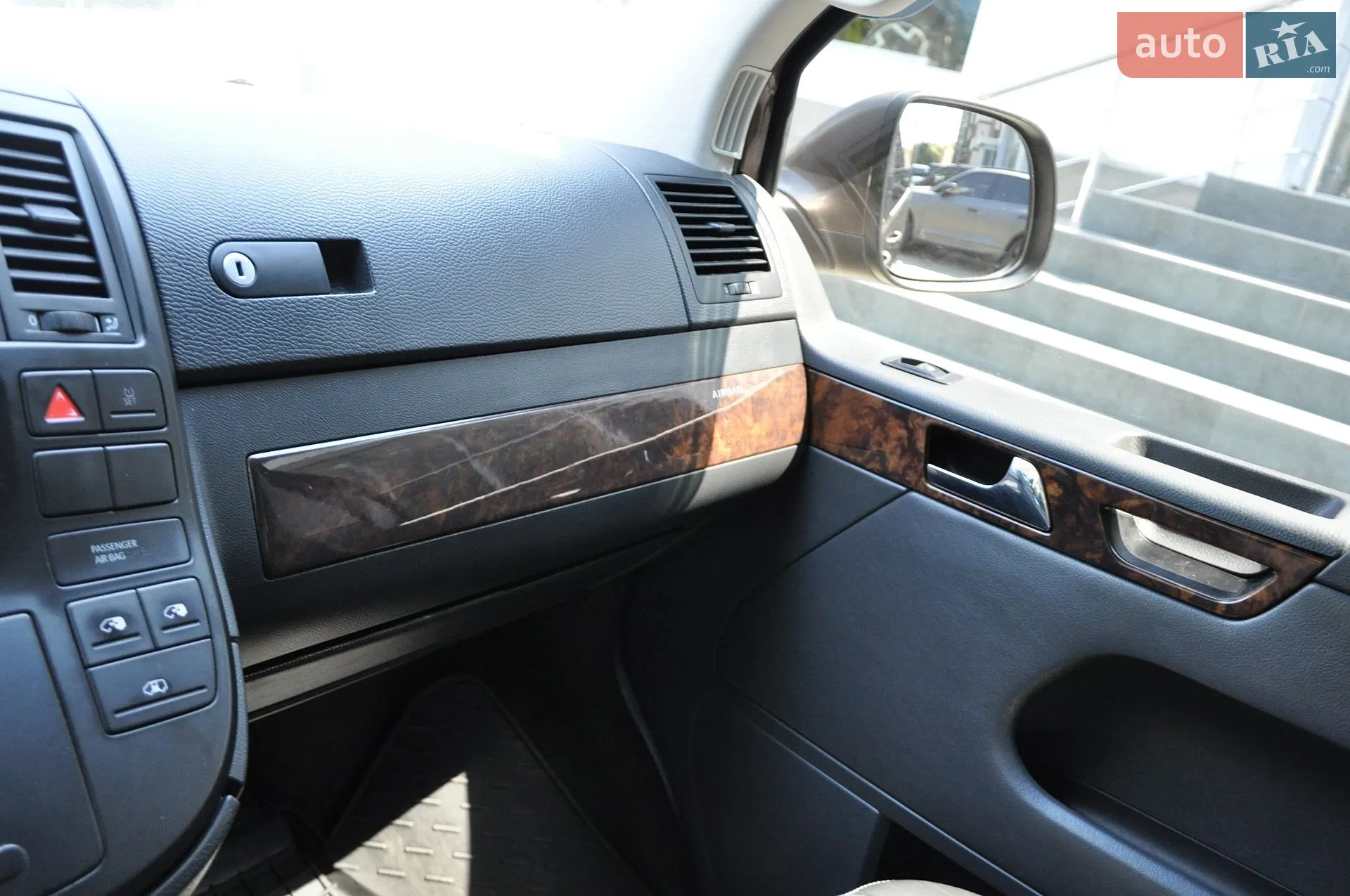 2011 Volkswagen Multivan - мініатюра 31