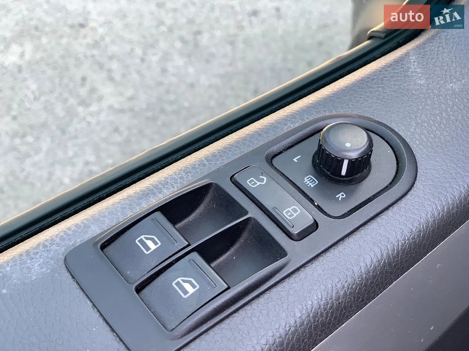 2013 Volkswagen Multivan - мініатюра 10