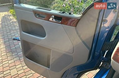 Мінівен Volkswagen Multivan 2009 в Луцьку