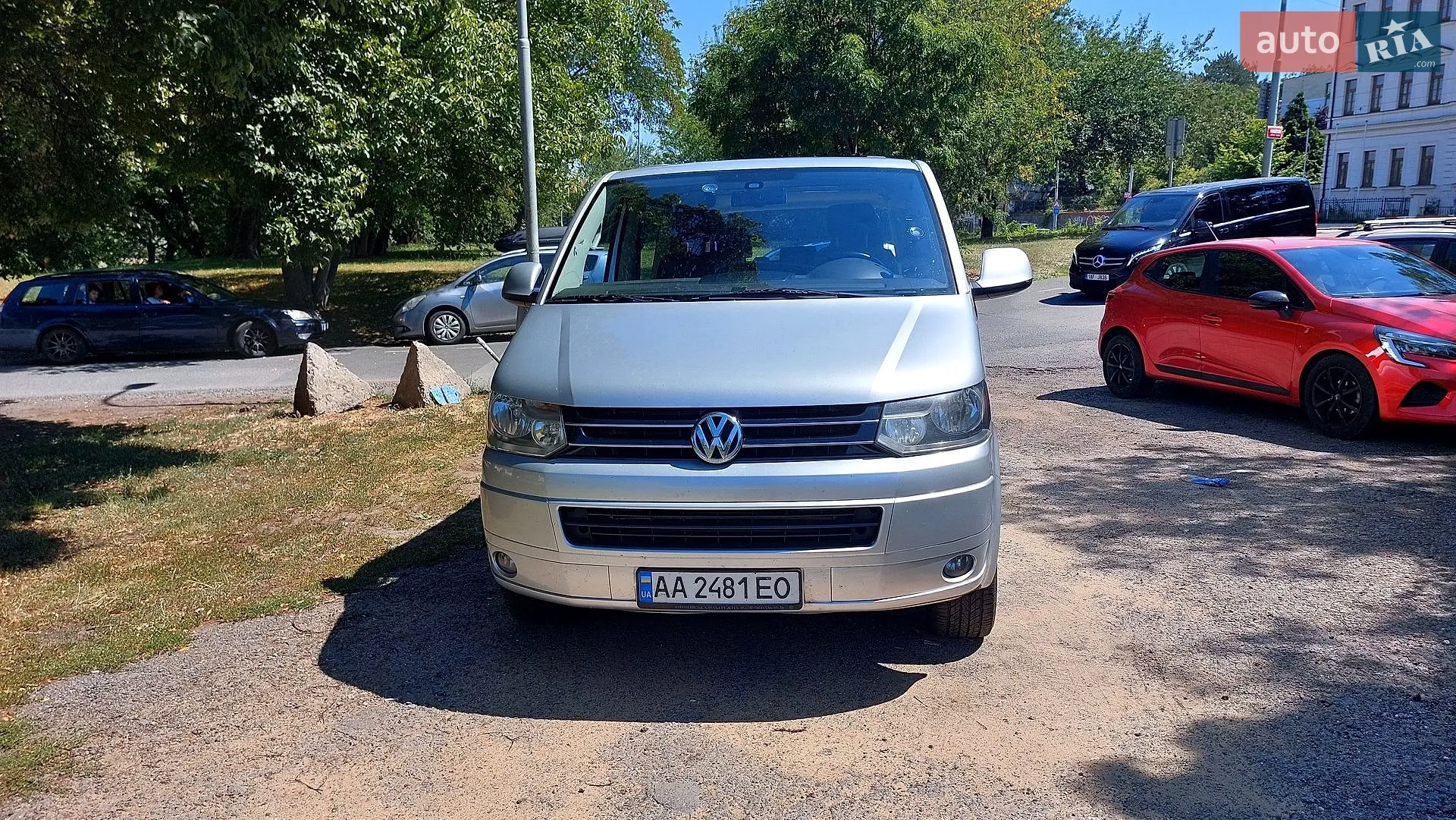 2010 Volkswagen Multivan - мініатюра 2