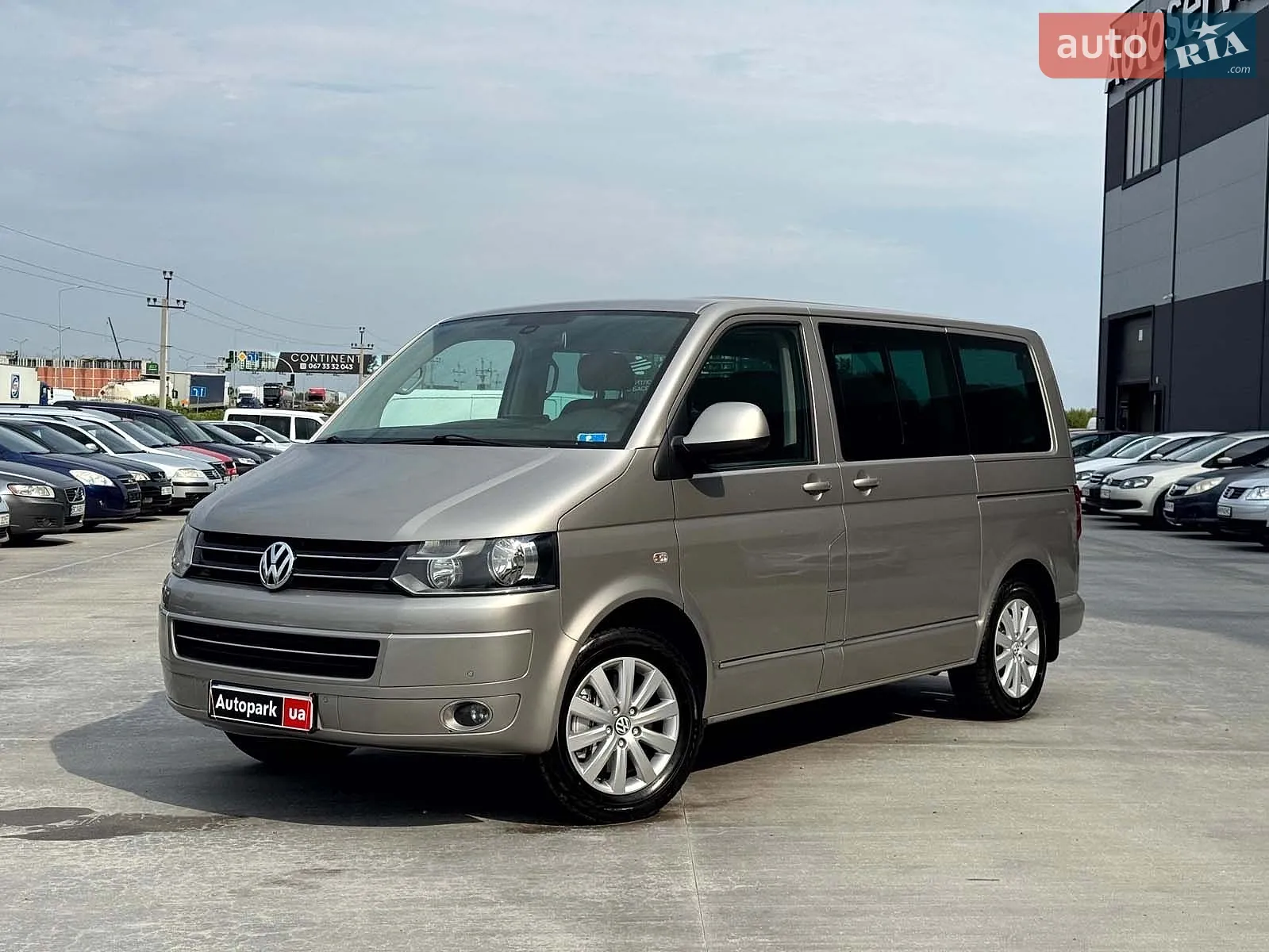 2012 Volkswagen Multivan - фото 1