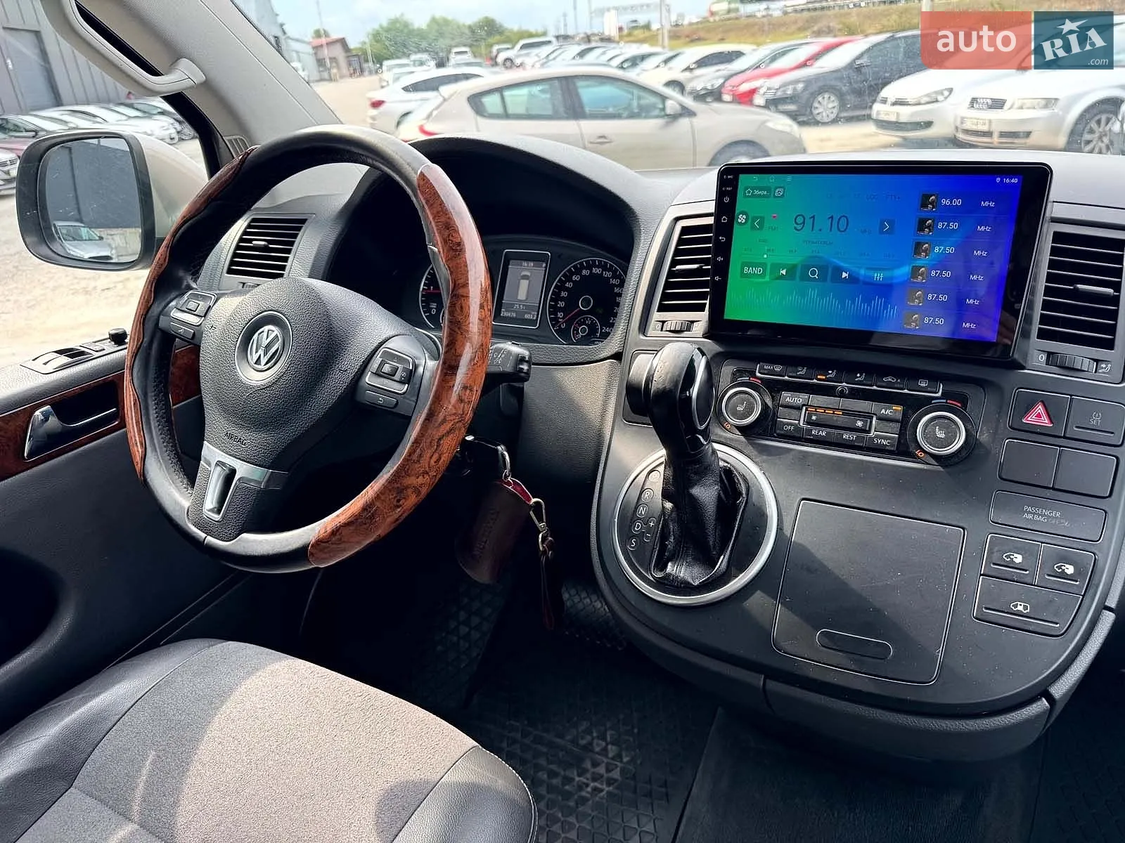 2012 Volkswagen Multivan - мініатюра 26