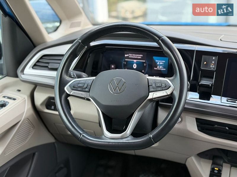 Минивэн Volkswagen Multivan 2022 в Хмельницком