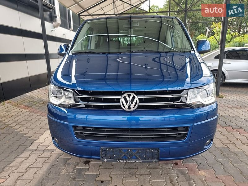Минивэн Volkswagen Multivan 2013 в Виннице