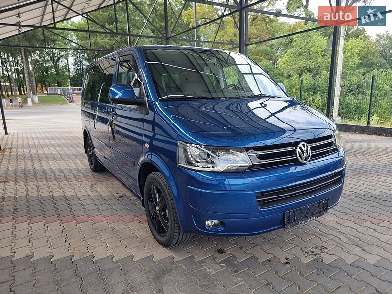 Минивэн Volkswagen Multivan 2013 в Виннице