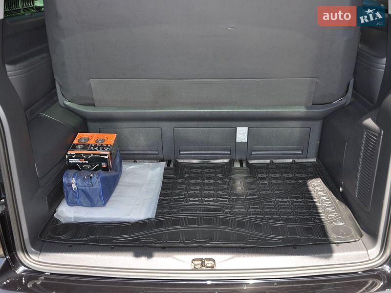 Минивэн Volkswagen Multivan 2012 в Одессе фото 7 Минивэн Volkswagen Multivan 2012 в Одессе