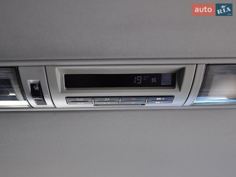 Минивэн Volkswagen Multivan 2012 в Одессе фото 25 Минивэн Volkswagen Multivan 2012 в Одессе