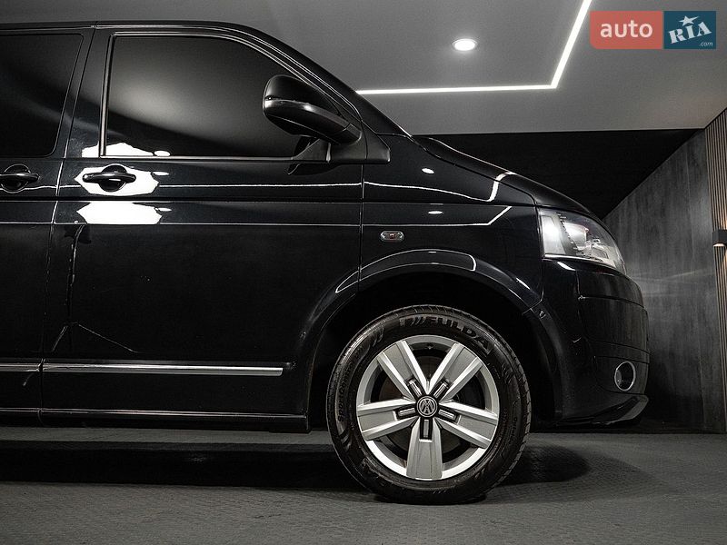 Минивэн Volkswagen Multivan 2011 в Одессе
