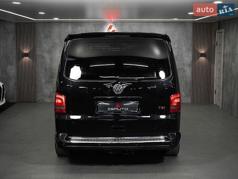 Минивэн Volkswagen Multivan 2011 в Одессе