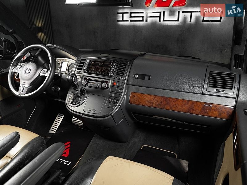 Минивэн Volkswagen Multivan 2011 в Одессе