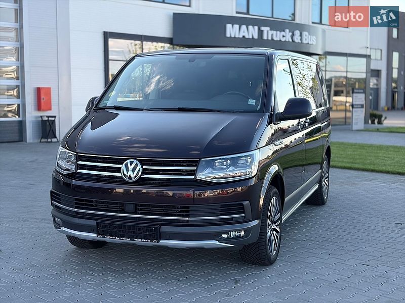 Минивэн Volkswagen Multivan 2017 в Черновцах