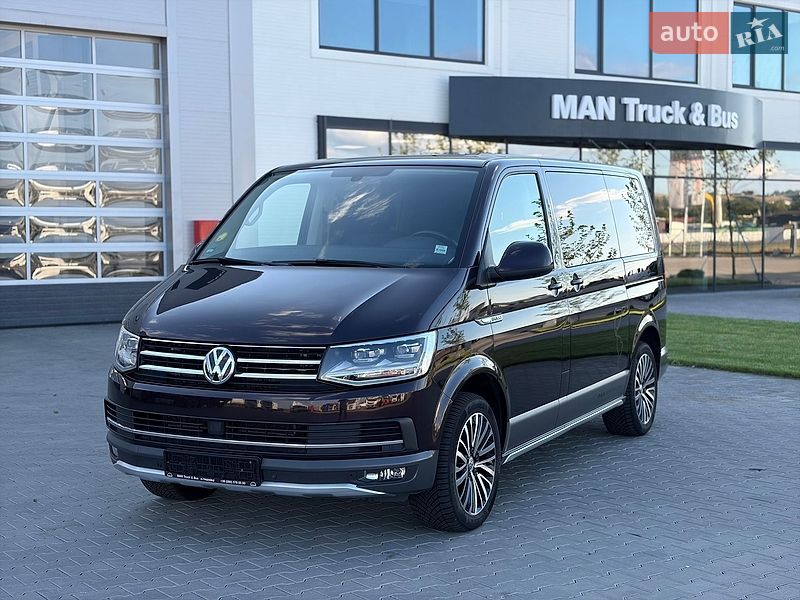 Минивэн Volkswagen Multivan 2017 в Черновцах