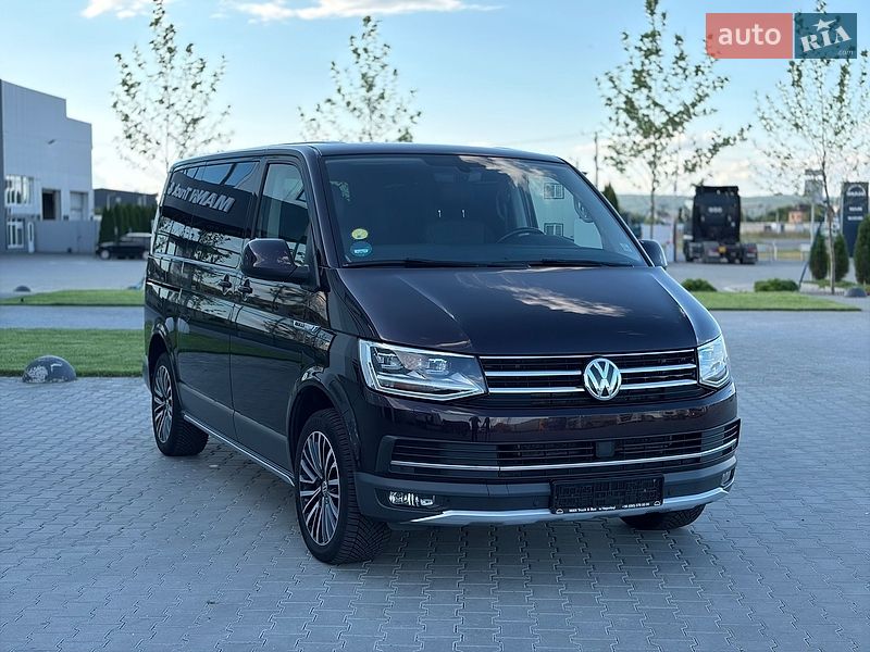 Минивэн Volkswagen Multivan 2017 в Черновцах