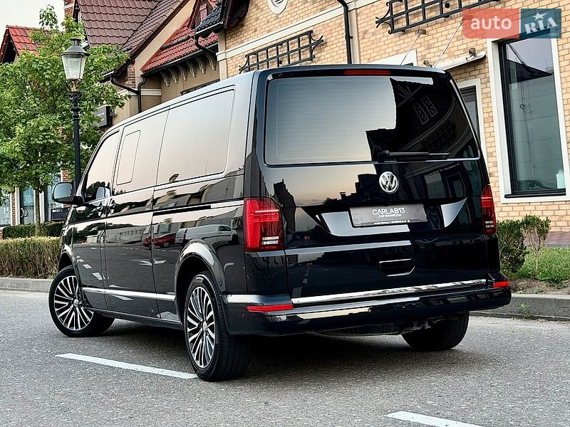 Минивэн Volkswagen Multivan 2022 в Киеве