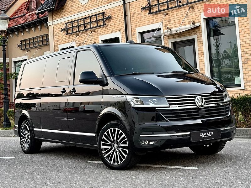 Минивэн Volkswagen Multivan 2022 в Киеве