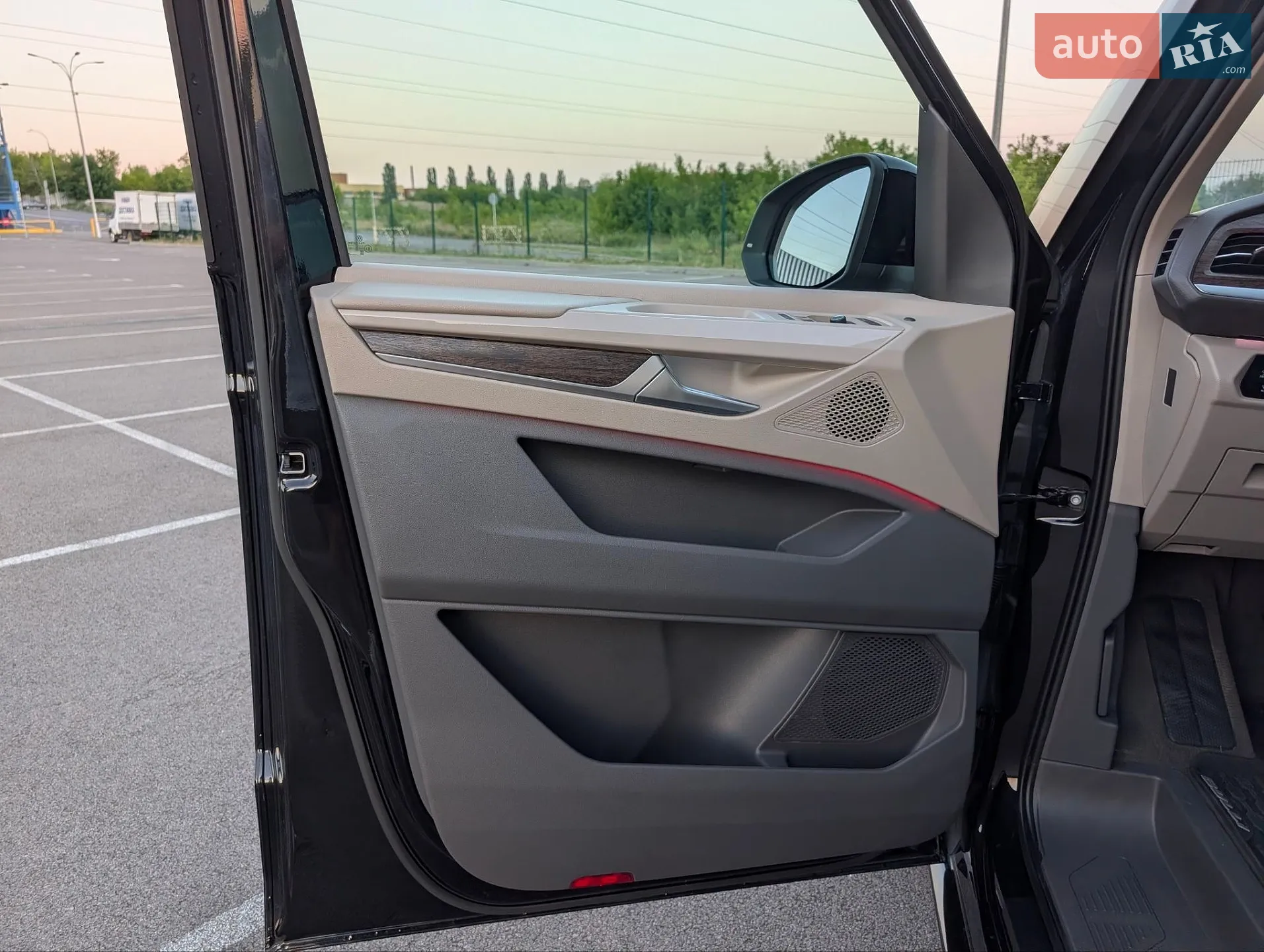 2024 Volkswagen Multivan - мініатюра 30