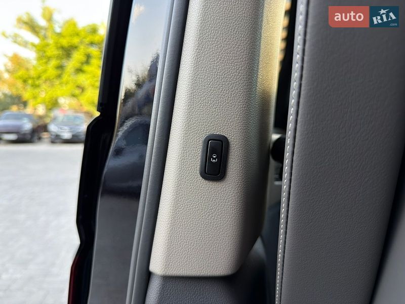 Минивэн Volkswagen Multivan 2021 в Днепре