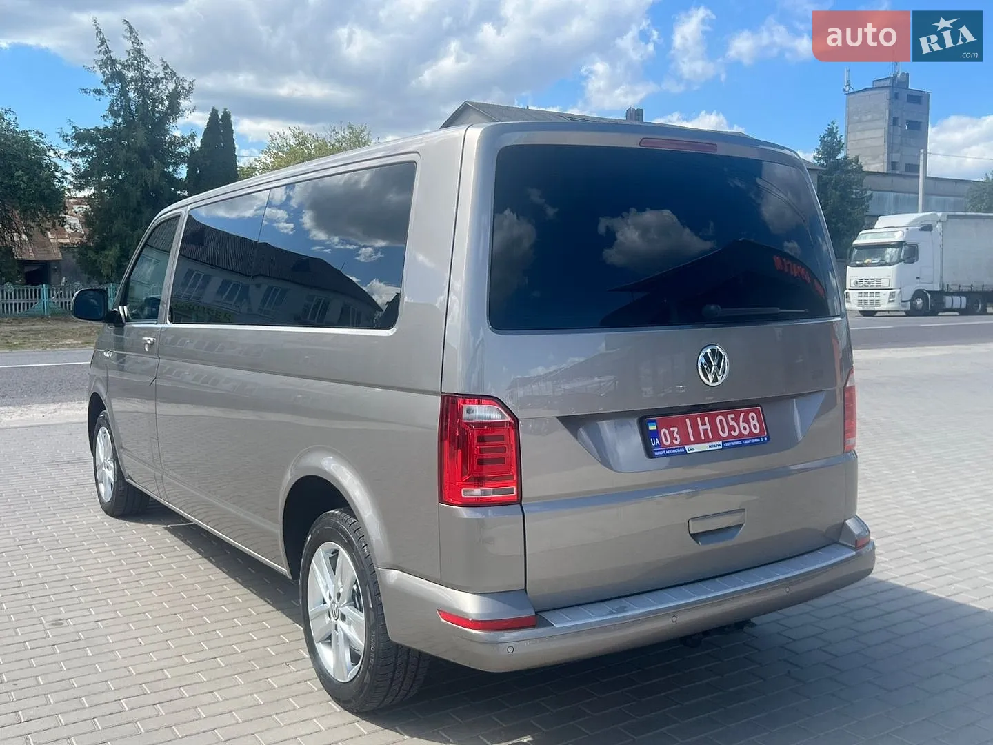 2018 Volkswagen Multivan - мініатюра 3