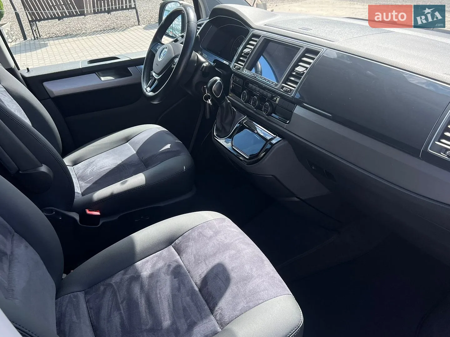 2018 Volkswagen Multivan - мініатюра 17
