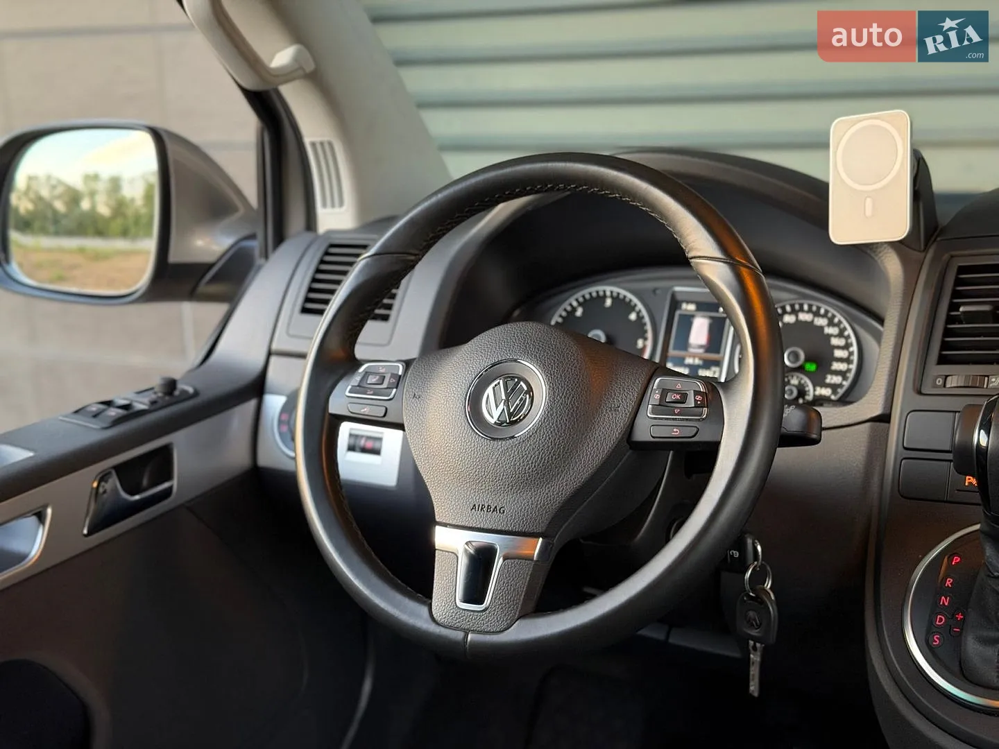 2015 Volkswagen Multivan - мініатюра 21