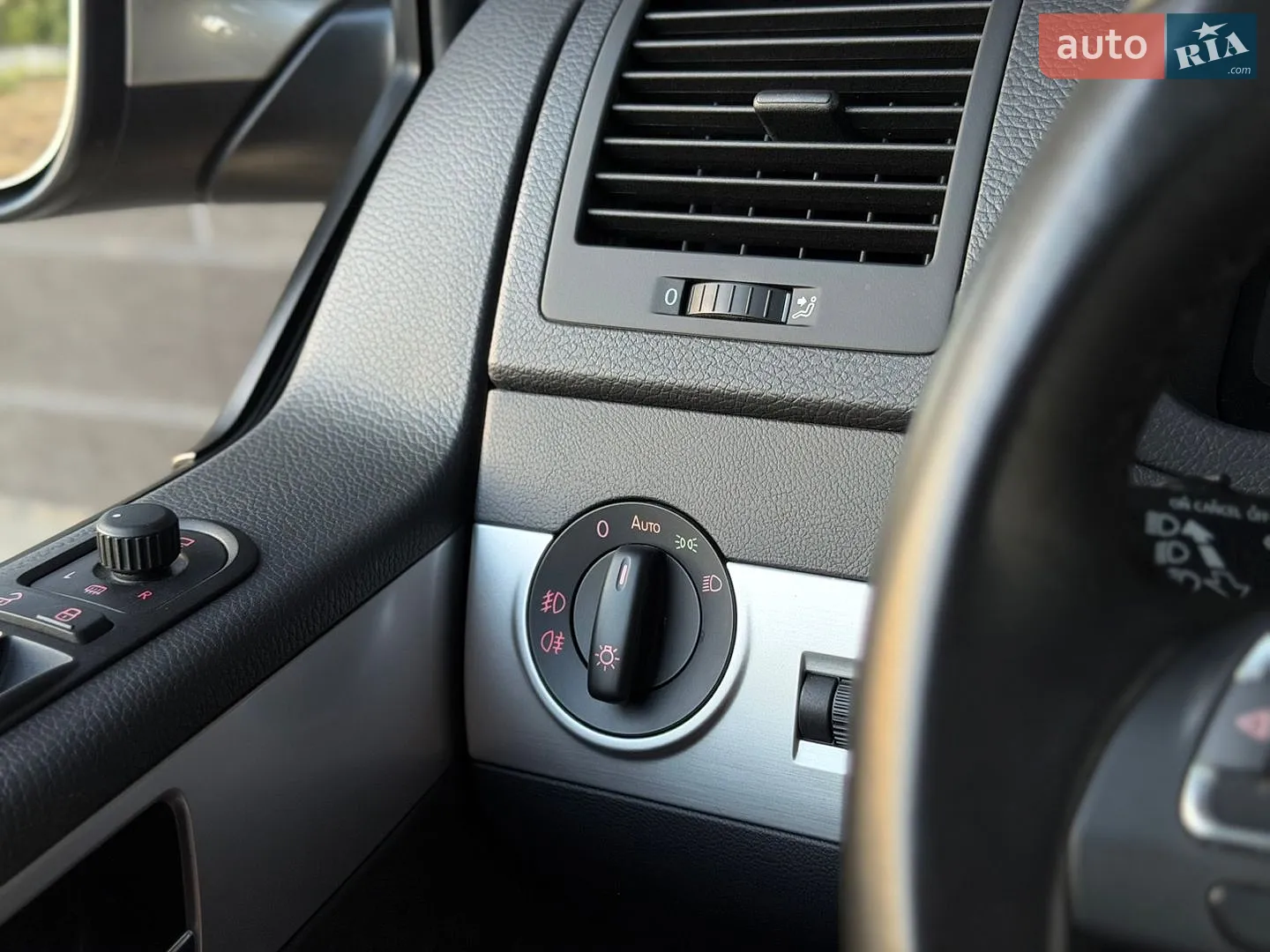 2015 Volkswagen Multivan - мініатюра 29