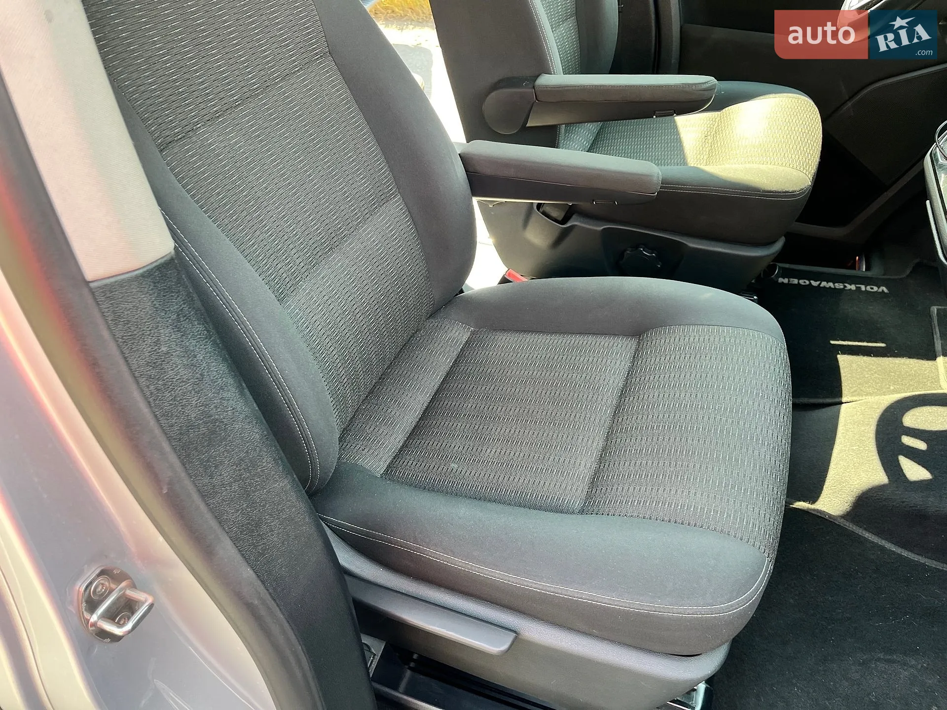 2015 Volkswagen Multivan - мініатюра 28