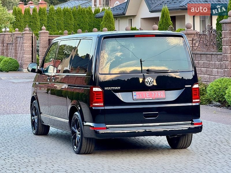 Минивэн Volkswagen Multivan 2018 в Ровно