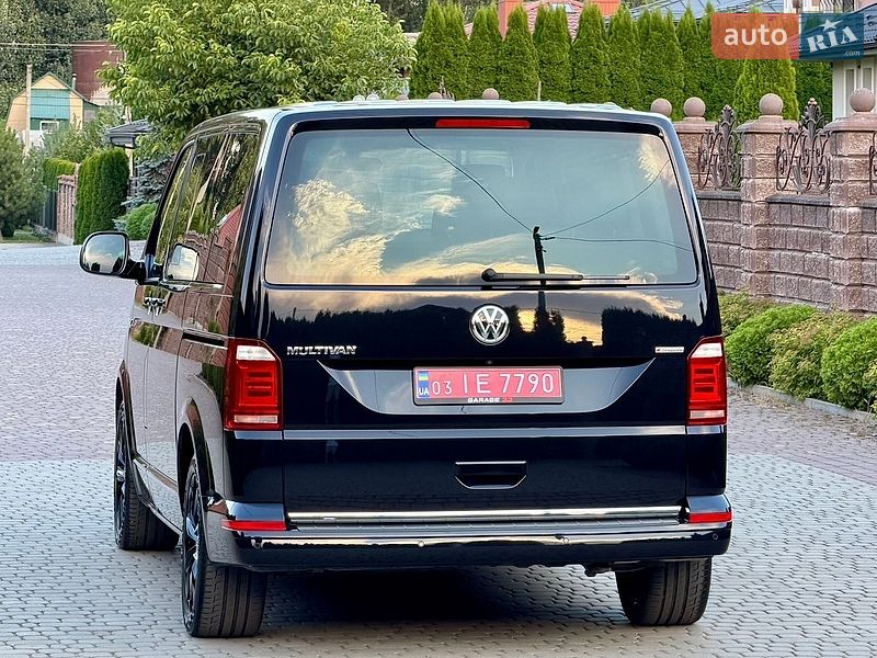 Минивэн Volkswagen Multivan 2018 в Ровно