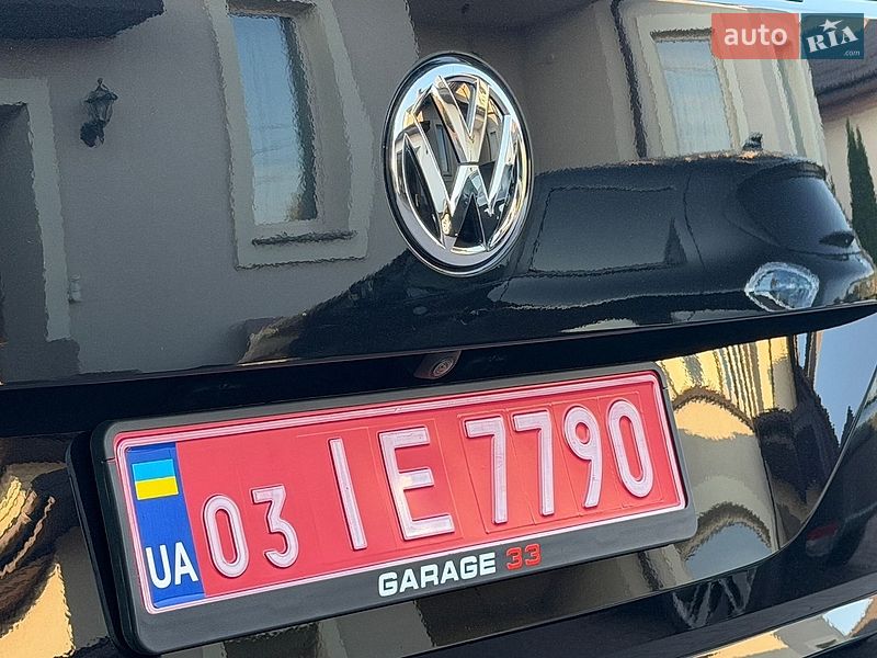 Минивэн Volkswagen Multivan 2018 в Ровно