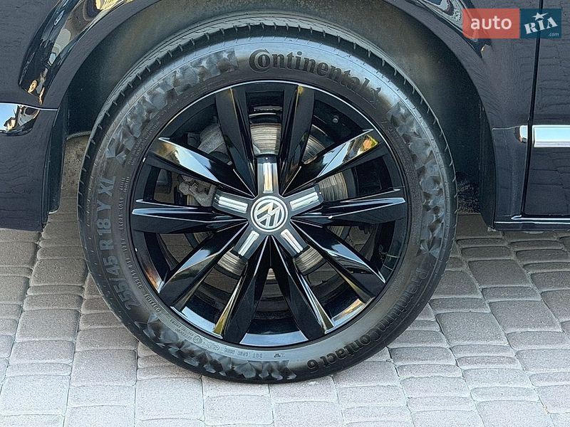 Минивэн Volkswagen Multivan 2018 в Ровно