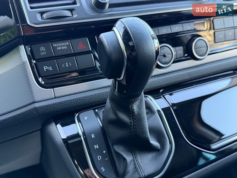 Минивэн Volkswagen Multivan 2018 в Ровно